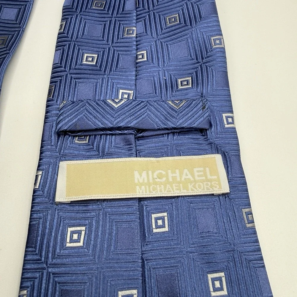 Michael Kors Blue Geometric Squares 100%‎ Silk Men's  Tie 58